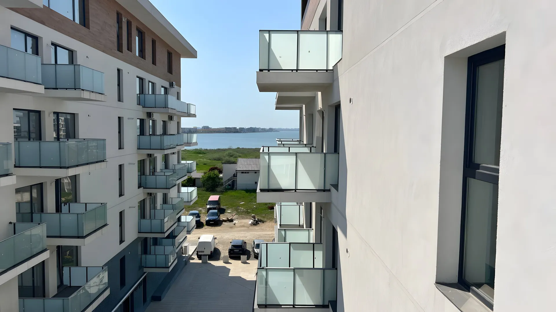 Priveliște din XENERO Residence spre zona Mamaia Nord