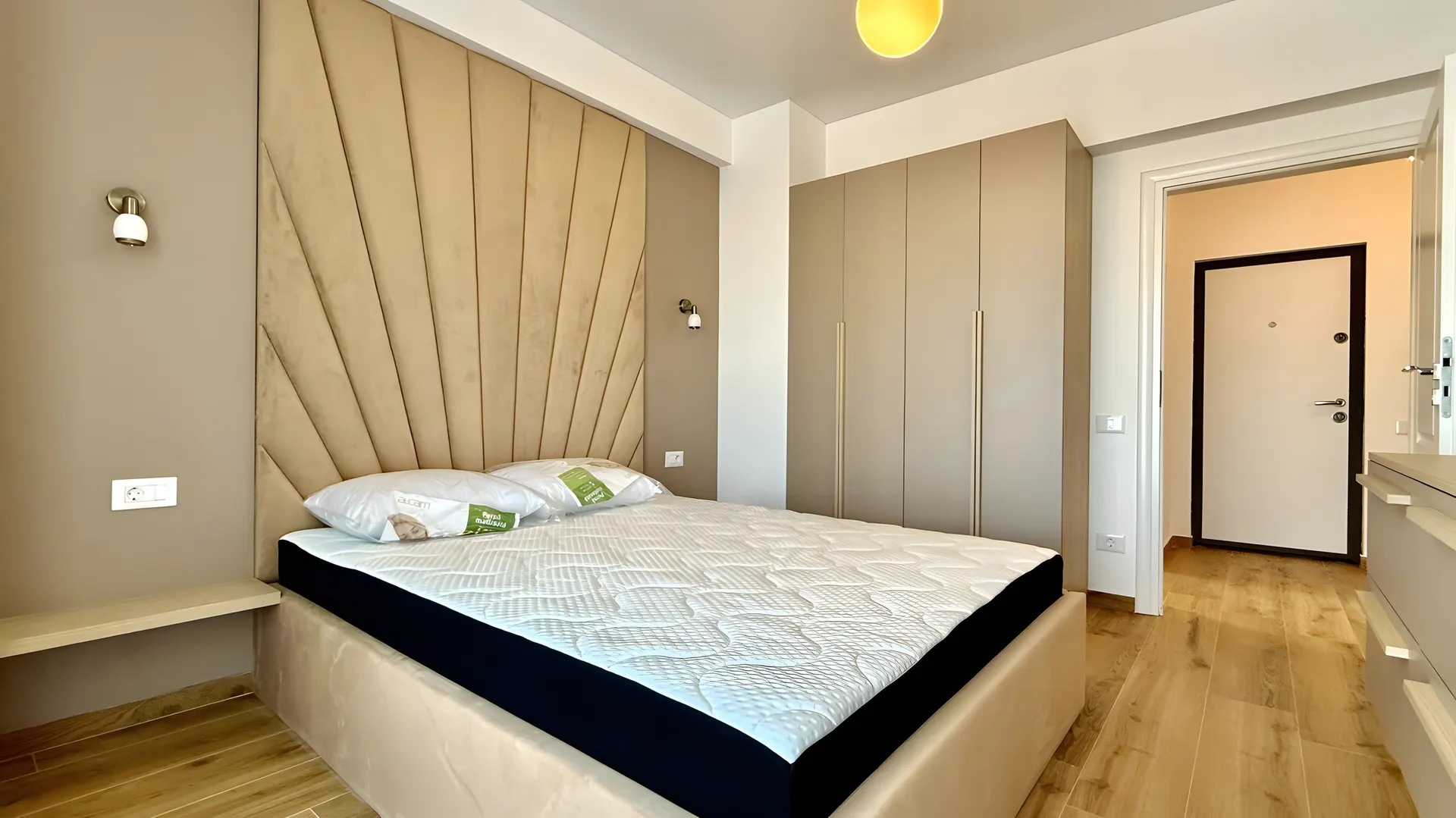 Dormitor într-un apartament finalizat din XENERO Residence