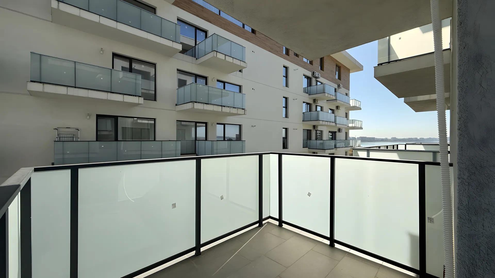 Balcon al unui apartament din XENERO Residence