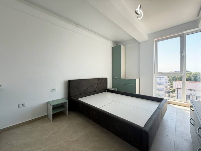Dormitor cu fereastră mare, XENERO Residence Eforie Nord